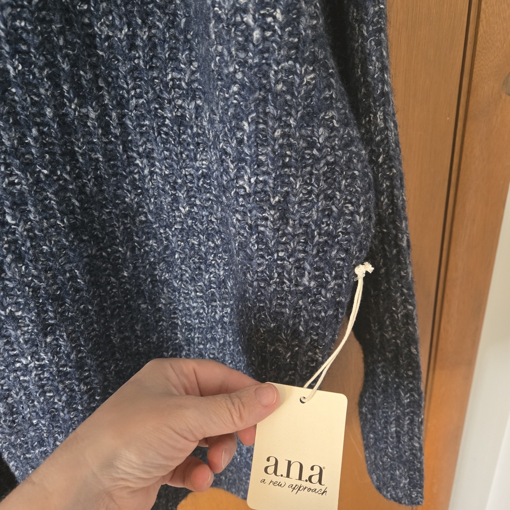Blue V-Neck Sweater - Picture 6 of 8